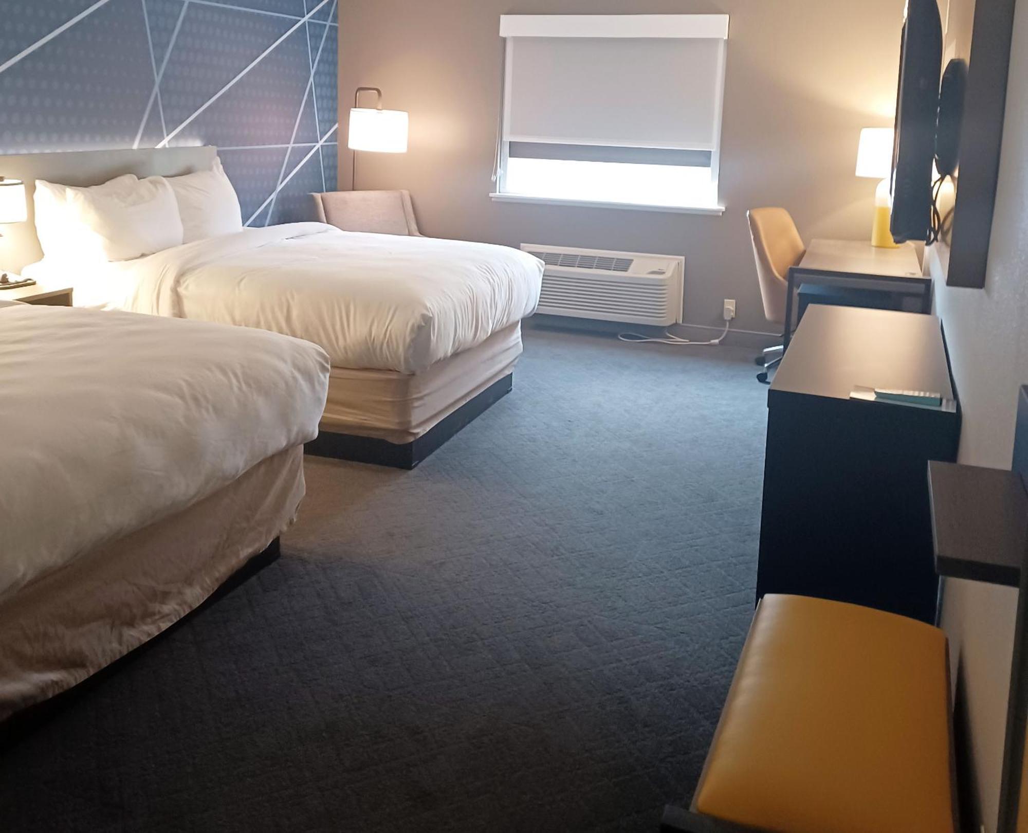 Comfort Inn Edinburgh - Columbus Exterior photo
